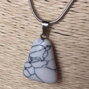 🔥HOT SALE🔥 Howlite Boho Chakra Necklace
